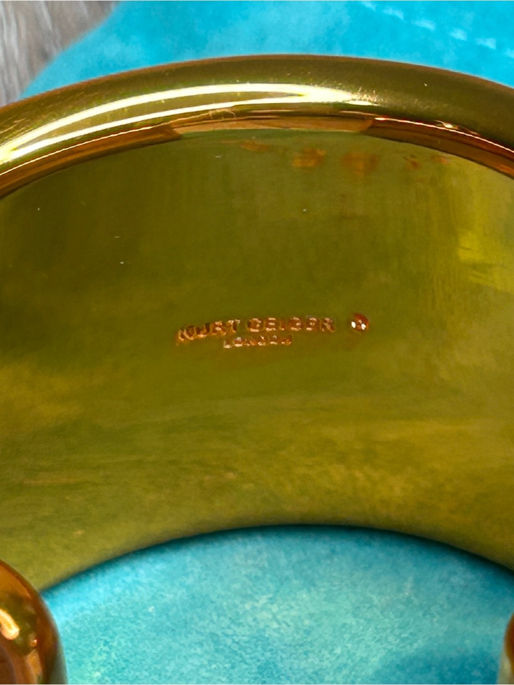 Kurt Geiger EAGLE XL Statement Cuff — Gold Textured Designer Bracelet - Picture 3 of 9